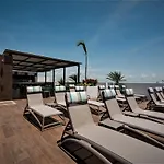 Departamento Delux 2 Habitaciones - Walking distance a la playa, con balcón.